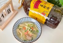 #中秋香聚 美味更圆满#白菜肉片烩饼条的做法