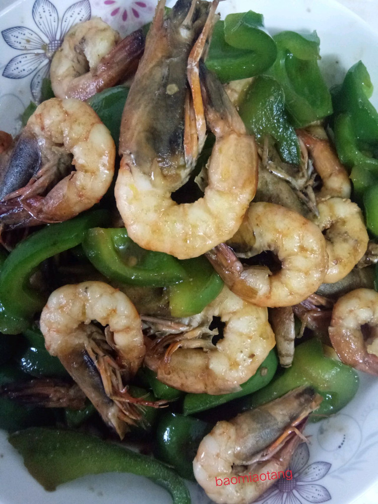 青椒炒虾的做法