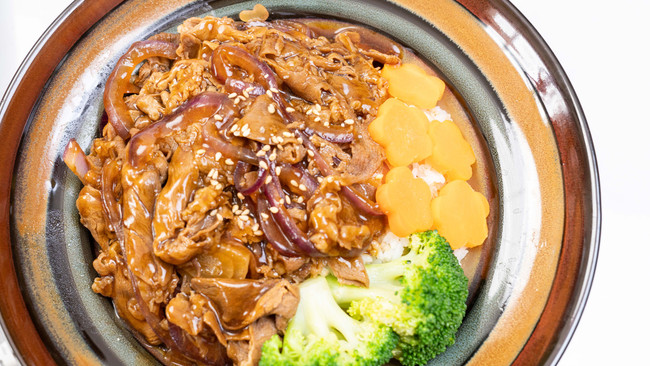 #巨下饭的家常菜#日式肥牛饭 花一半的钱 吃加倍的量的做法