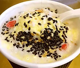 10分钟搞定“金城美食”丨牛奶鸡蛋醪糟的做法