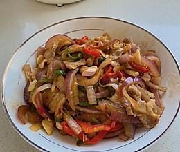 五花肉炒洋葱丝的做法