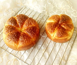 酸奶菠萝蜜布里欧修面包的做法