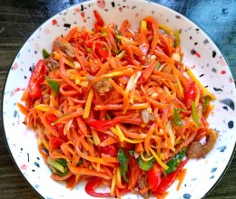 水果胡萝卜炒肉的做法