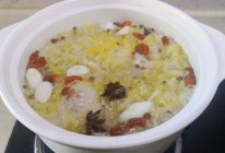 #橄享国民味 热烹更美味#肥肉不油腻的酸菜炖白肉的做法