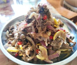 凉拌火山肥牛的做法