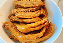 香辣卤鸭掌的做法