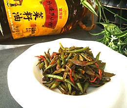 #外婆乡炒出火锅香#炝炒豆角胡萝卜丝的做法