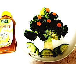 #鸡汁入家宴 感恩正当“食”#鲜鸡汁西兰花摆盘的做法