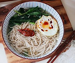 【鸡蛋荞麦面条】温暖早餐，懒人做法特营养的做法