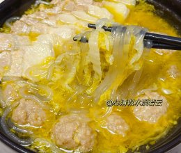 #感恩节为TA做顿饭#东北酸菜白肉粉条锅的做法