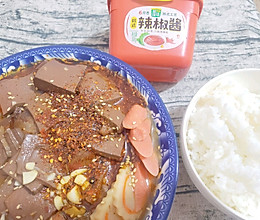 #暖冬酱在手,嗨吃部队锅#冒鸭血的做法