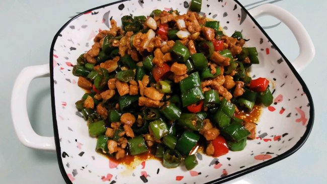 肉沫杭椒的做法