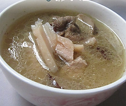 【简单】广东老火莲藕骨头汤-煲完的莲藕绵绵的的做法