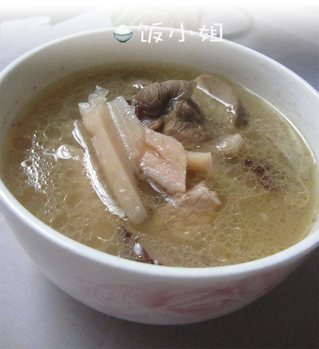 【简单】广东老火莲藕骨头汤-煲完的莲藕绵绵的的做法