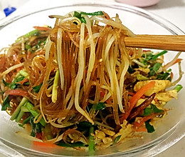 节气养生饮食|自己发绿豆芽炒健康五行合菜的做法