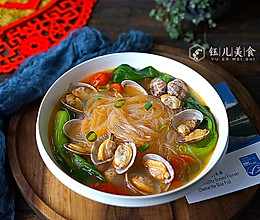 年夜饭-杂色蛤粉丝海鲜汤的做法