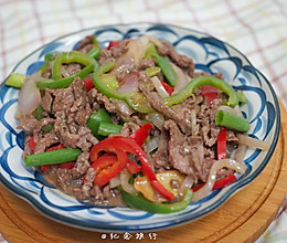 家常菜青红椒炒牛肉丝的做法