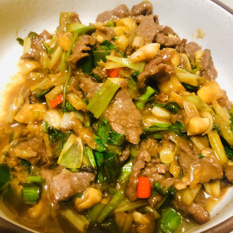 湘菜炒牛肉的做法