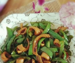 青椒炒鱿鱼干#黑人牙膏一招制胜#的做法