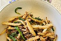 香香脆脆，麻麻辣辣的怪味干煸藕丝的做法