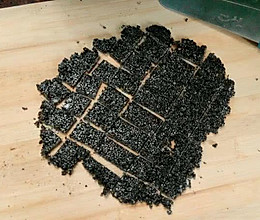 黑芝麻糖的做法