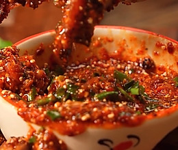 泰国炸猪颈肉的做法
