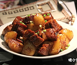 【土豆红烧肉】的做法