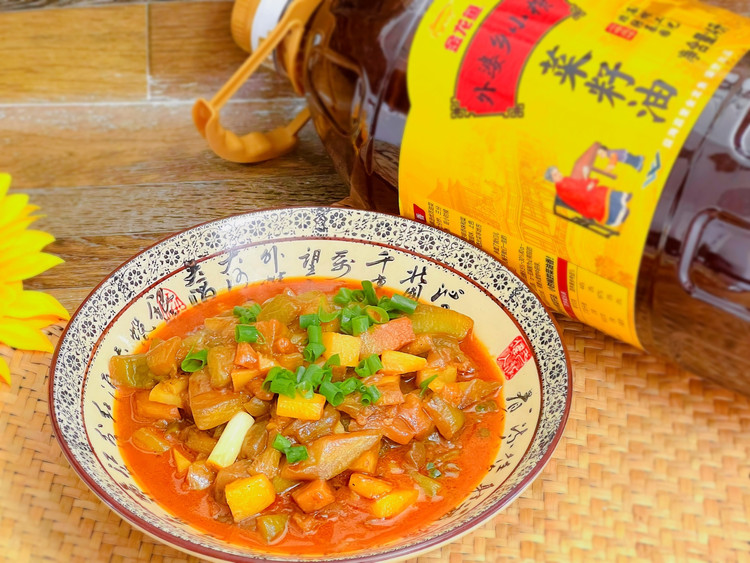 家乡菜土豆炖茄子的做法