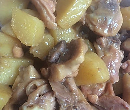 土豆炖鸡肉的做法
