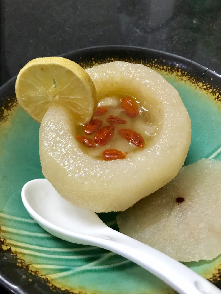 润肺止咳柠蜜川贝秋月梨的做法