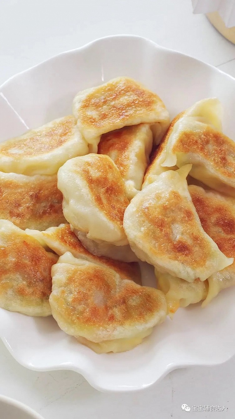 西葫芦虾仁煎饺+西米露【宝宝辅食】的做法