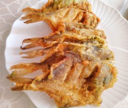 酥炸小鲳鱼的做法