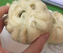 豆角腊肉包子的做法