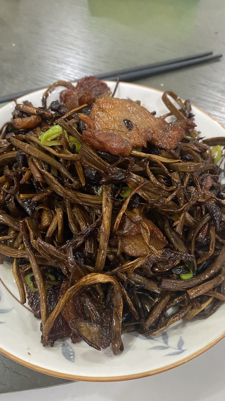 家常干煸茶树菇的做法
