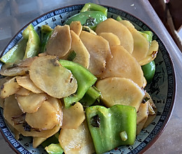 大辣椒炒土豆片的做法