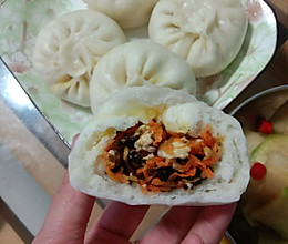 胡萝卜木耳素包子的做法
