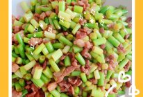 蒜薹炒肉丁的做法