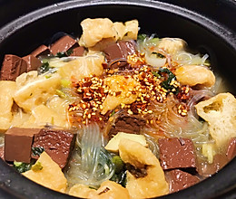 用简便的方法复刻餐厅美味：鸭血粉丝汤的做法