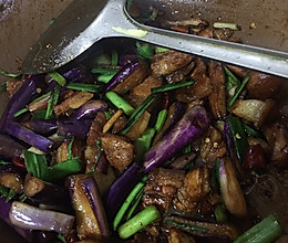 茄子炒肉的做法