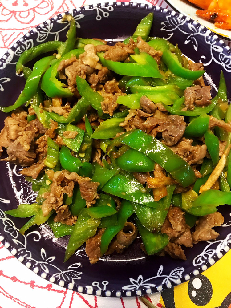 出锅就没的下饭神器~辣椒炒牛肉的做法