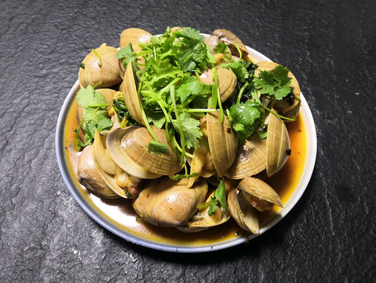 辣炒丹东肥蚬子的做法