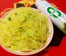 #纳福汇轻松喷出美味#醋溜土豆丝的做法