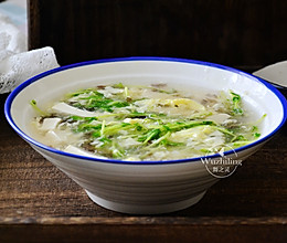 【豌豆苗豆腐羹】冬天快手营养汤的做法