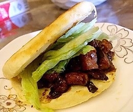 学生带饭之—香菇酱肉火烧的做法