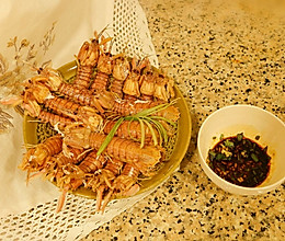 #硬核菜谱制作人#秘料清蒸皮皮虾的做法
