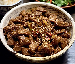 这个真的巨巨巨好吃～孜然羊肉的做法
