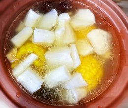 #秋日品蟹 邂逅好味道#山药玉米排骨汤的做法
