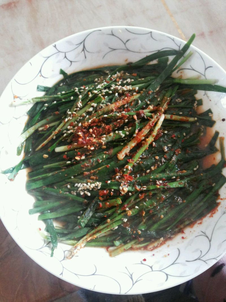 烤韭菜的做法