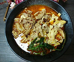 羊肉卷麻辣烫的做法