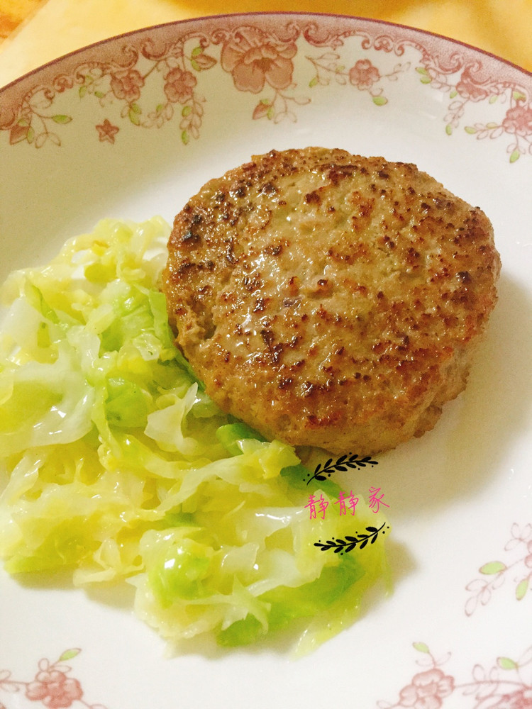 【宝宝辅食12+】牛肉汉堡肉饼的做法